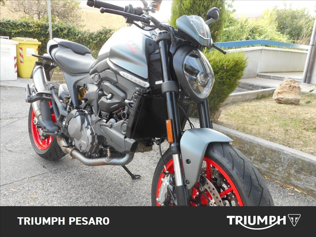 DUCATI Monster 937 plus