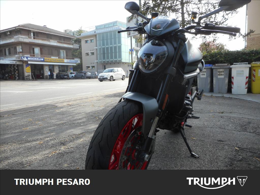 DUCATI Monster 937 plus