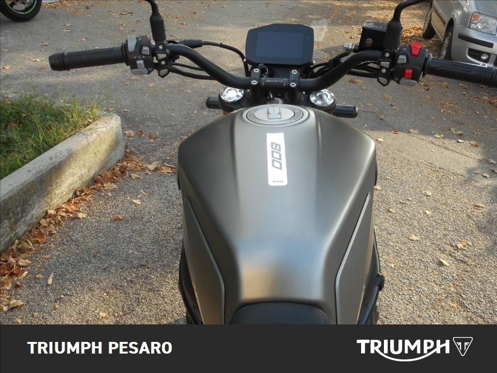 BENELLI Leoncino 800 